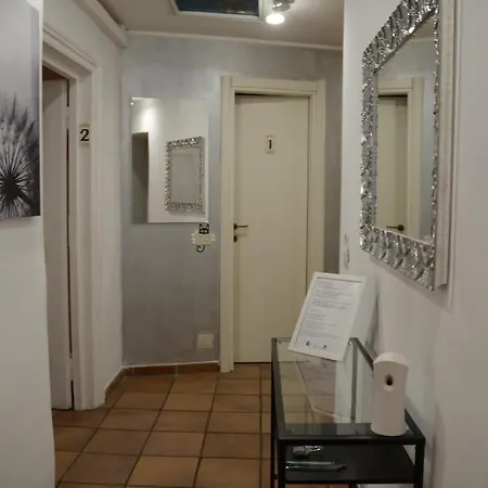 Lauretta Piazza Del Popolo Pensjonat *
